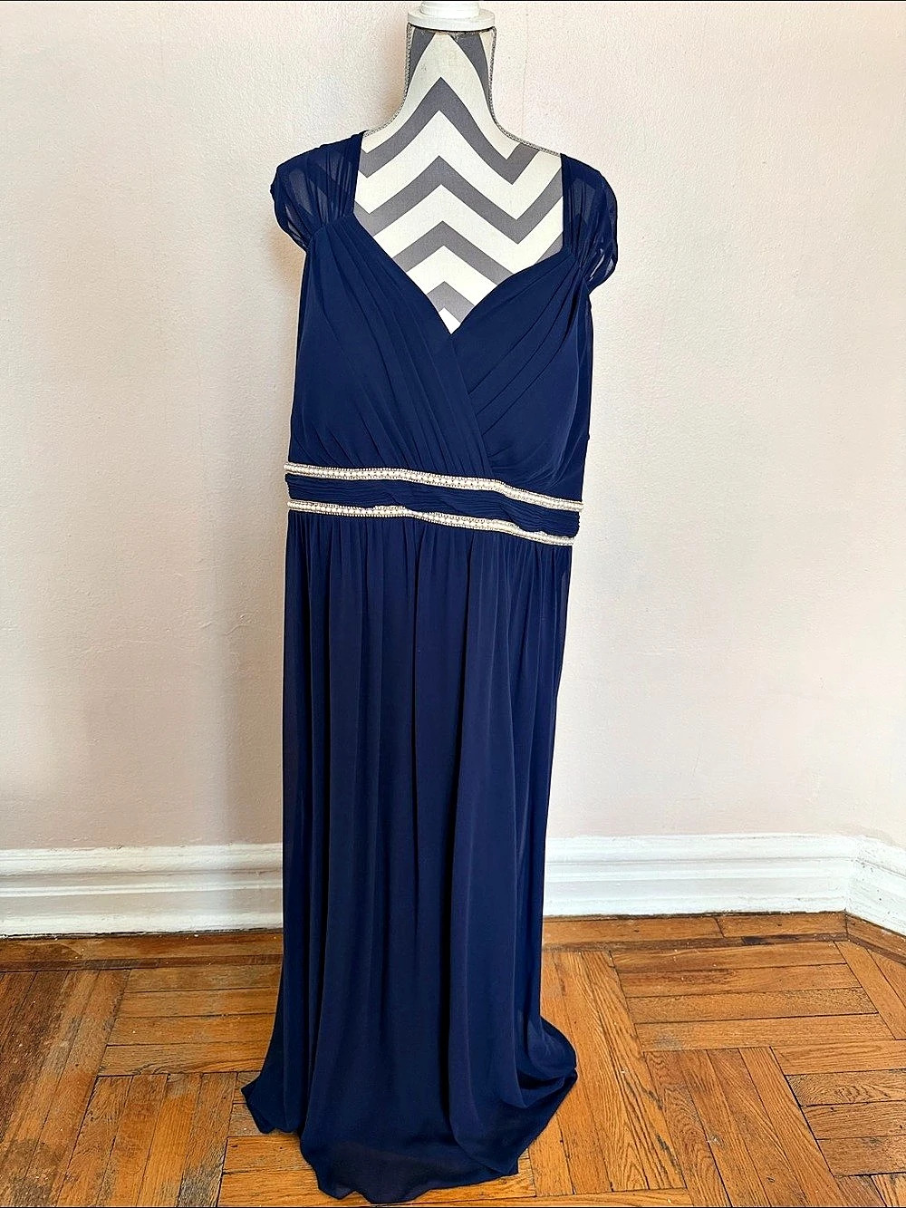 EVER PRETTY Maxi Dress in Blue Size 9XL